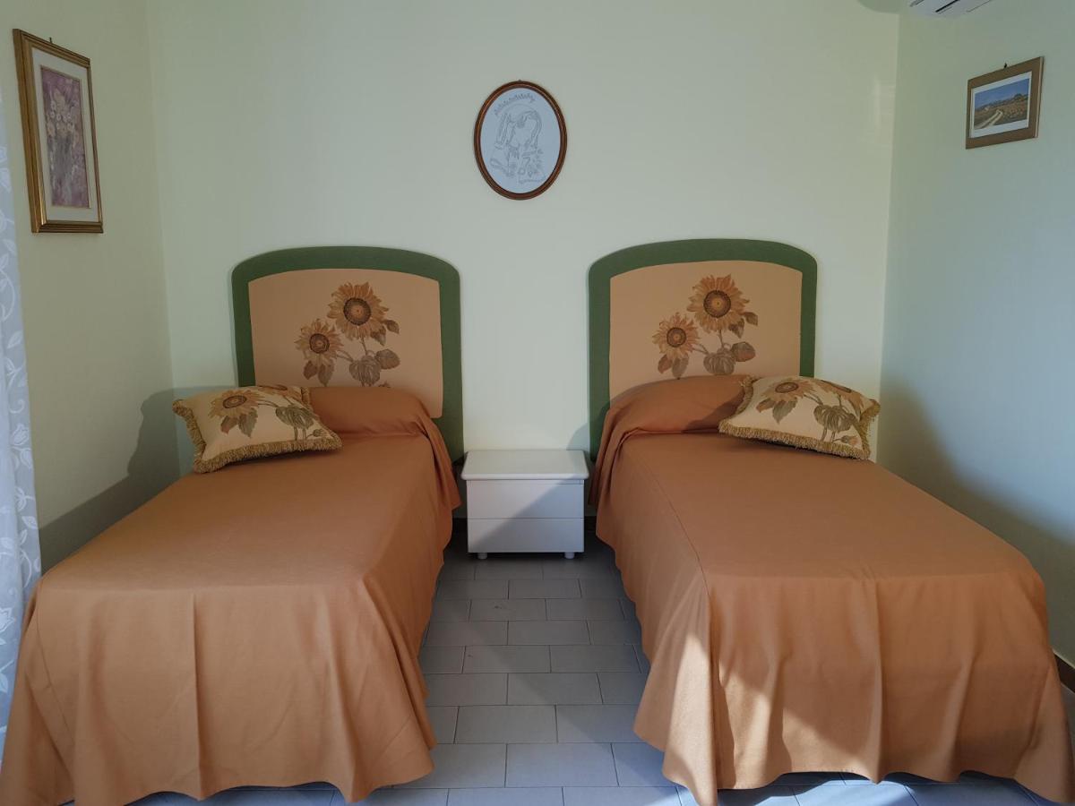 Top Bedroom Golfo - Le Lincelle, Lamezia - 2 Extra Large Single Beds Sant'Eufemia Lamezia Exterior photo